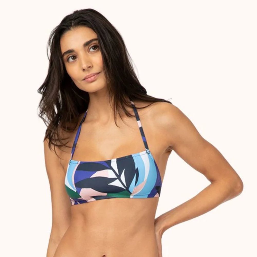 NWT Lively Straight Up Halter Top Retro Floral Medium